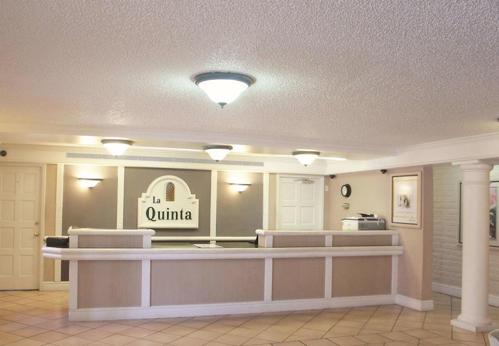 La Quinta Inn By Wyndham Albuquerque Northeast Exterior photo